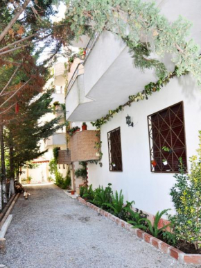 Tafilaj Apartments